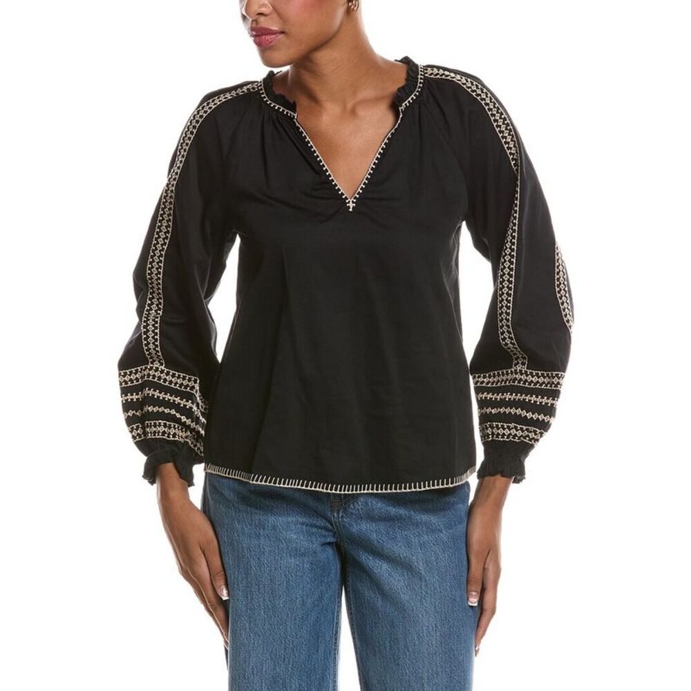 Velvet By Graham & Spencer Womens Scarlett Embroidered Pullover, Black